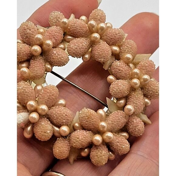 Vintage Celluliod Pink Brooch Circle 2in dia - Picture 1 of 2